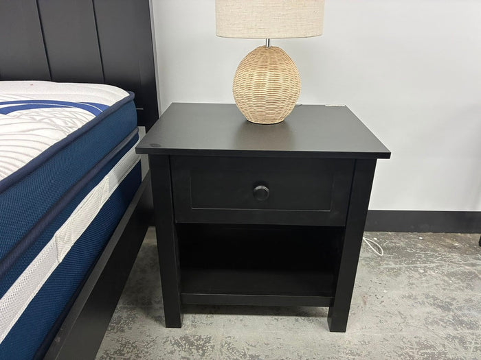 1 Drawer Bedside Table With Shelf – Black