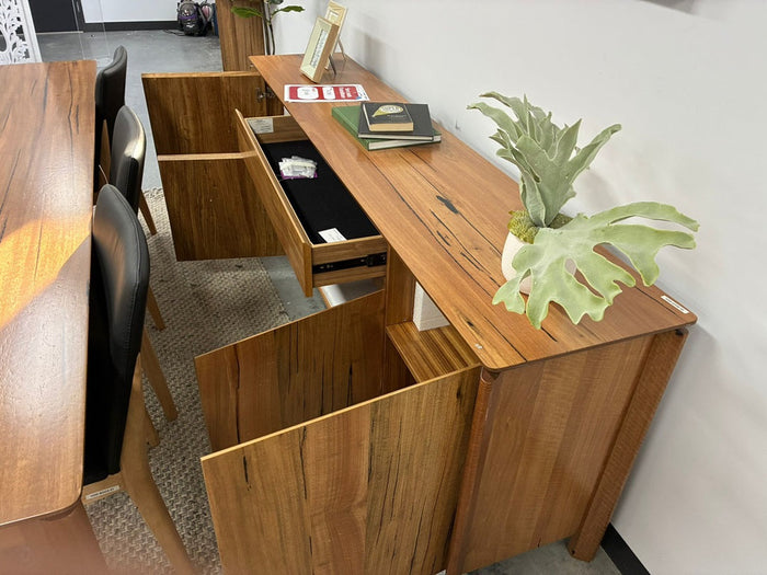 220cm 4Dr 1Drw Buffet