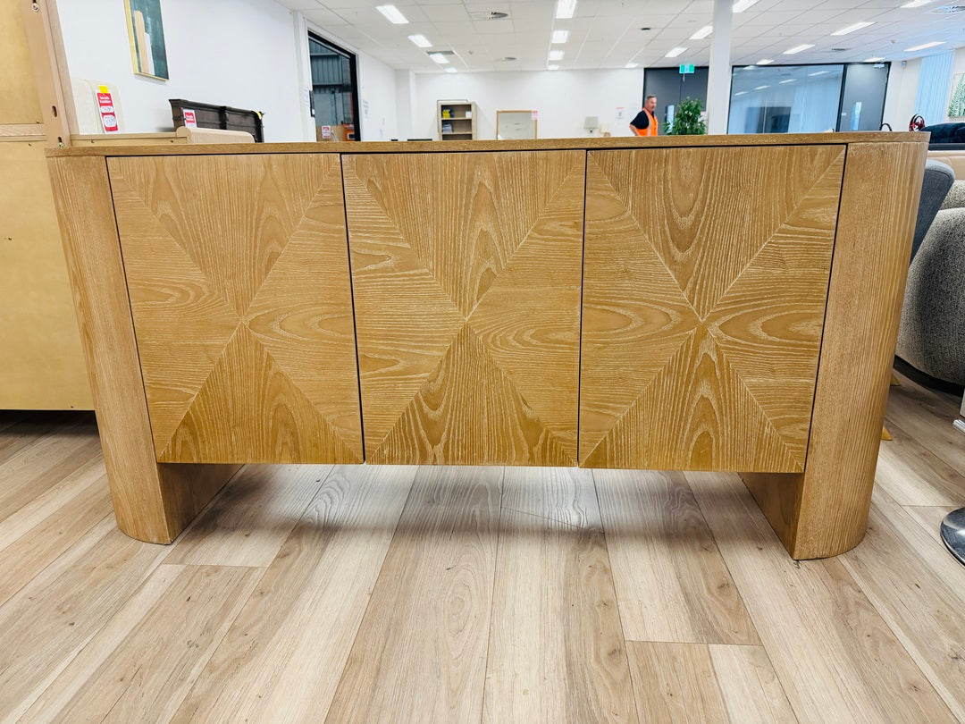 3 Door Premium Timber Curved Buffet