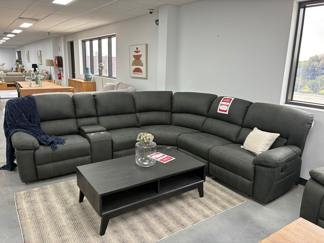 Corner Modular with End Manual Recliners – JET