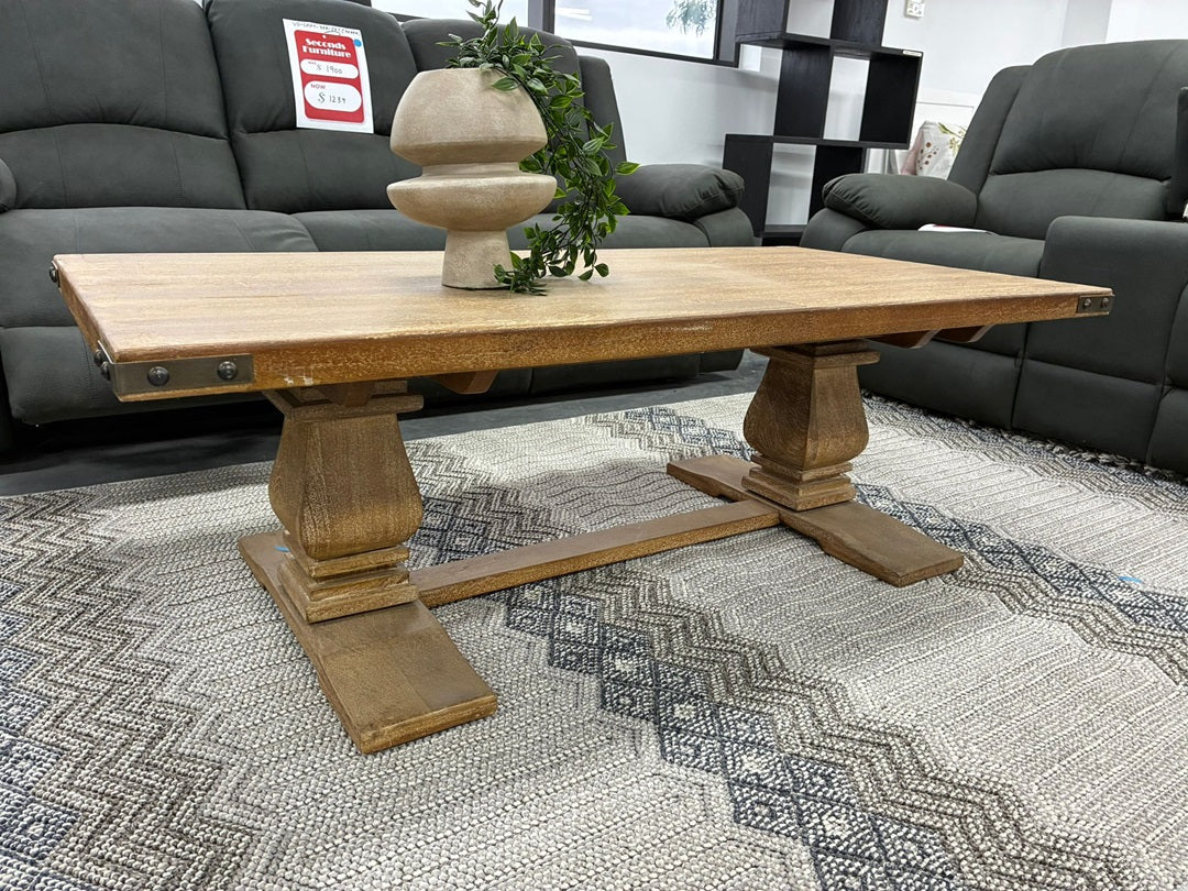 Coffee Table – Honey Wash Finish