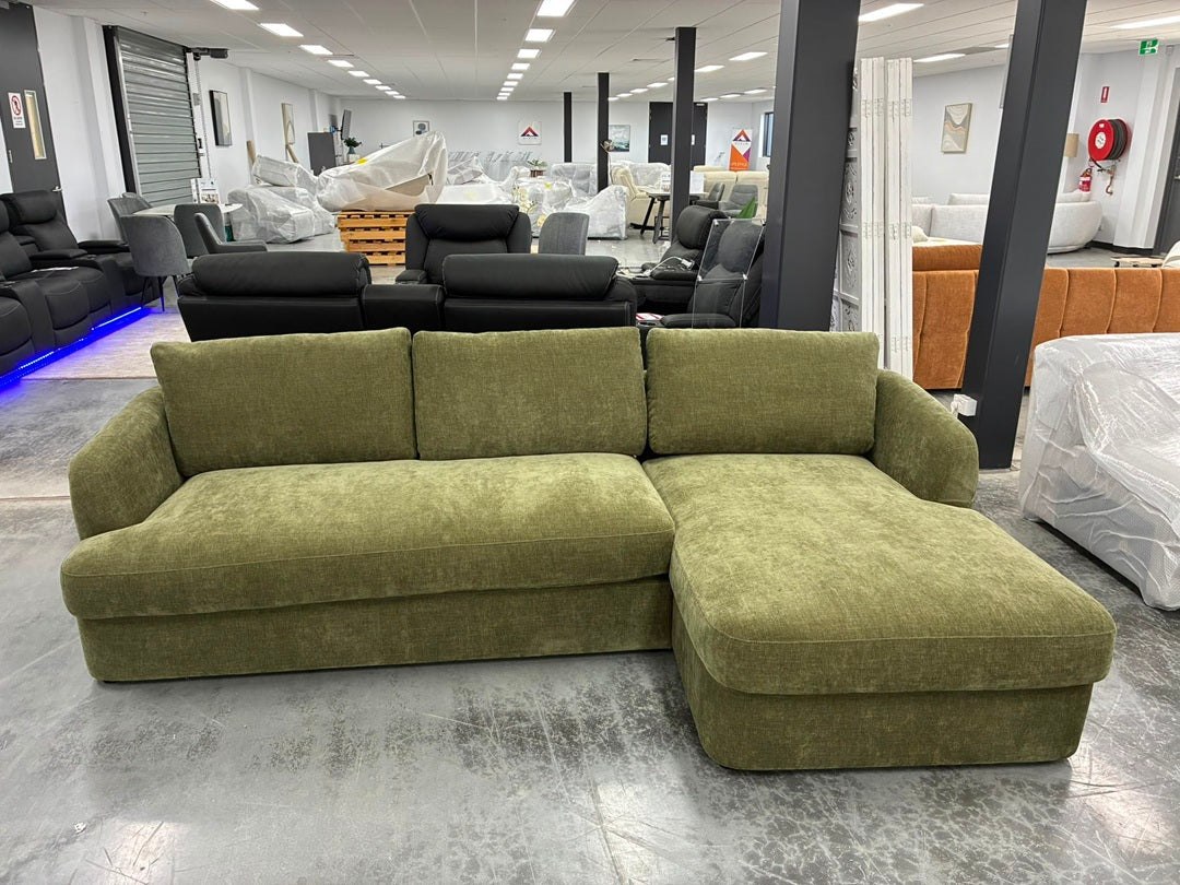 Belle 2 Seater Sofa with RHF Chaise – Green