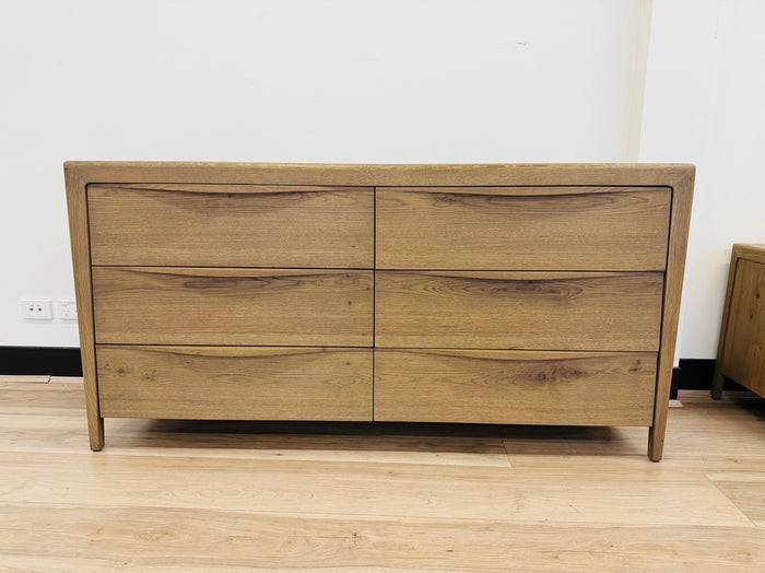 Frappe Oak 6 Drawer Dresser