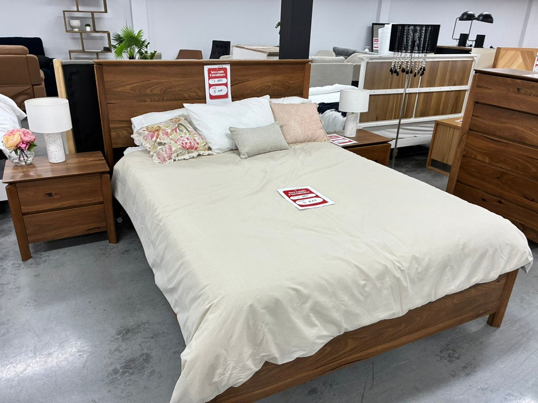 Queen Bed – Natural Finish - Contemporary Design Highlighting the Beauty of Marri Timber