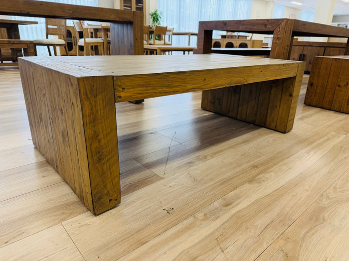 Reclaimed Pine 140cm Coffee Table