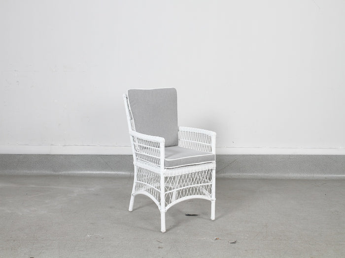 White Outdoor Dining Chairs