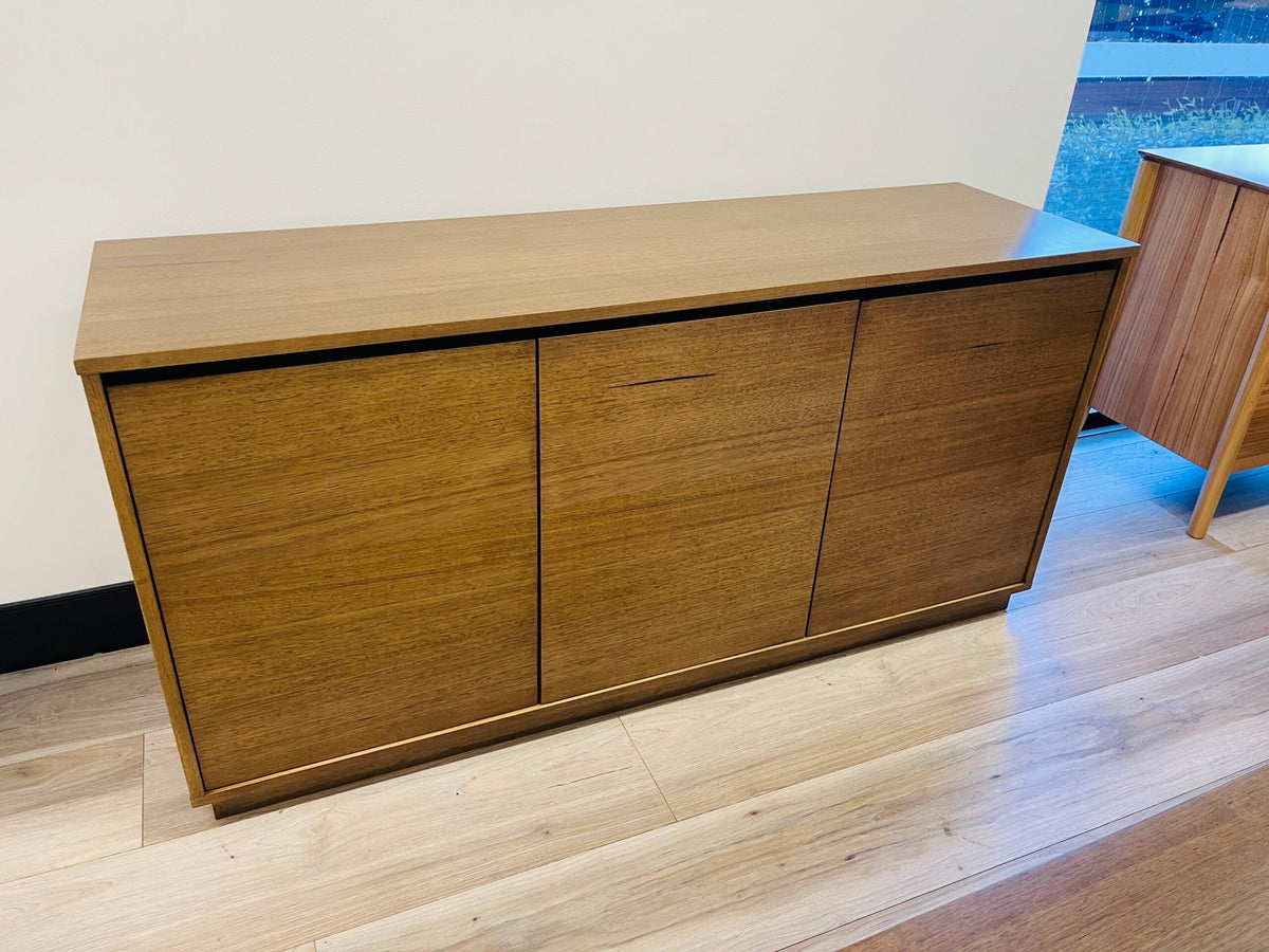 Smoke Messmate Timber 3 Door Buffet