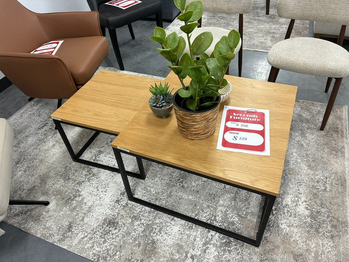 2Pc Square Coffee Table Set – Oak Top with Black Legs