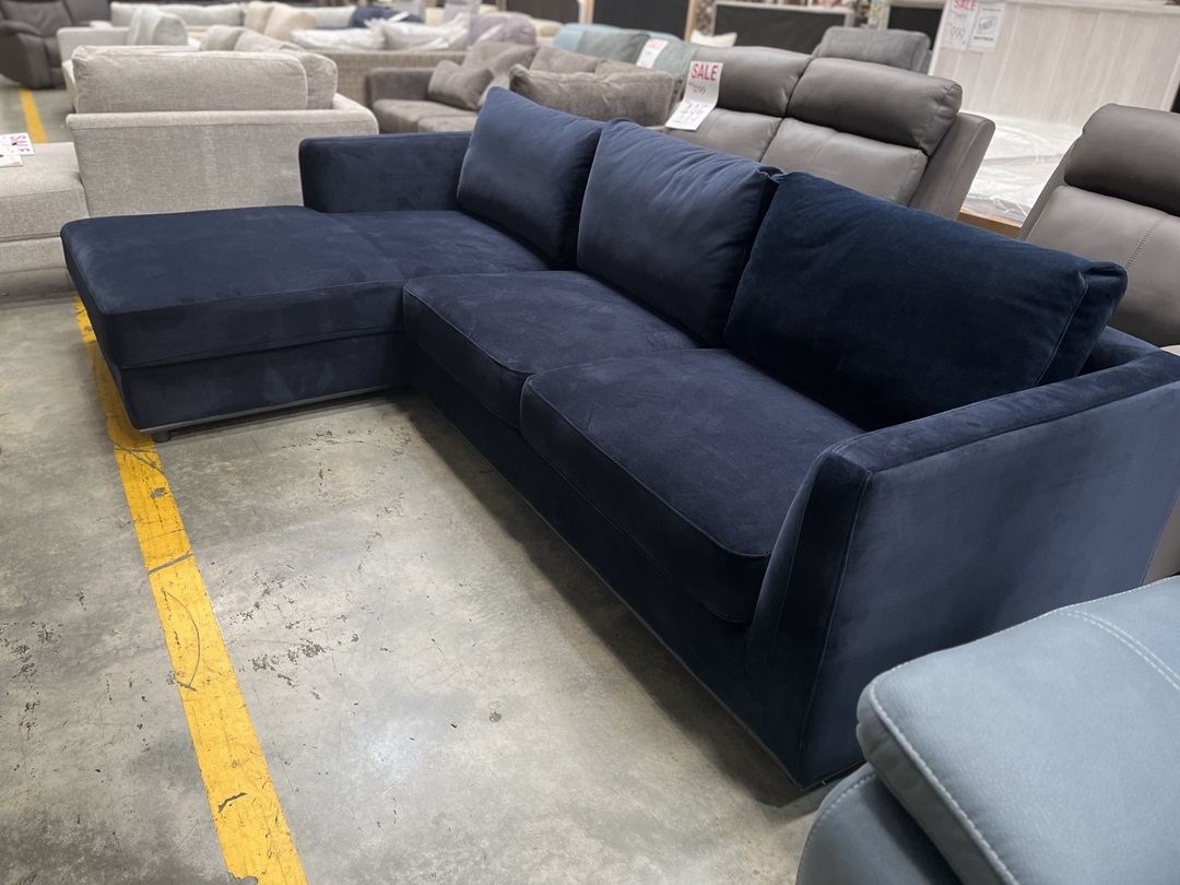 2 Seater with RHF Chaise Blue Fabric Front